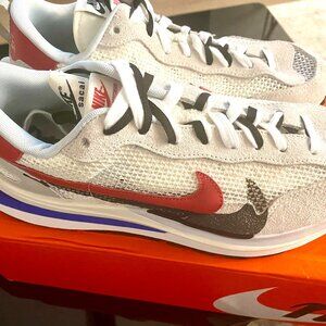 NIKE Men's sneakers Vaporwaffle Sacai